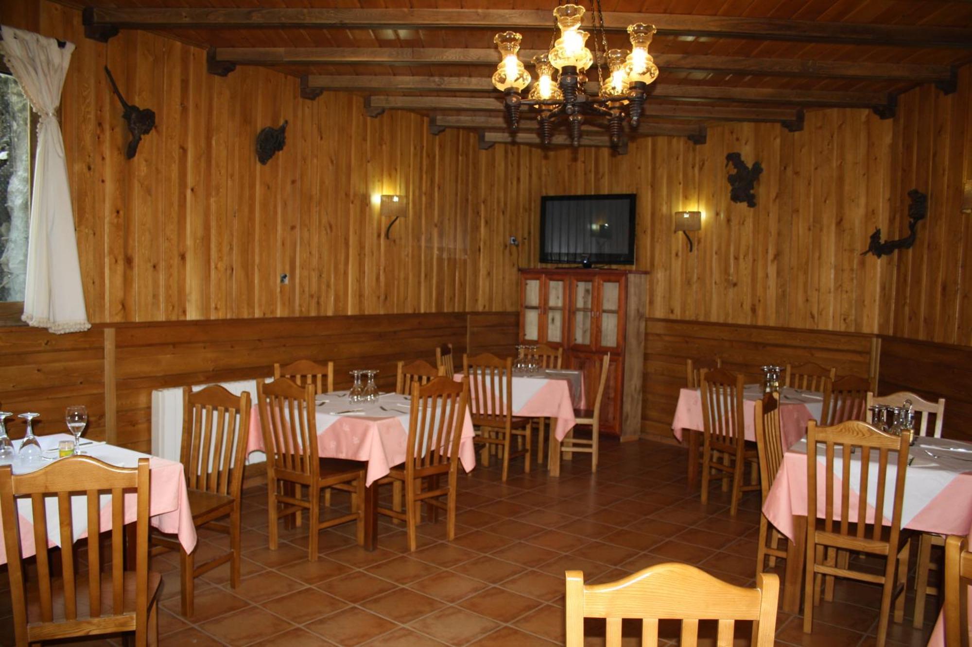 Hostal Tribal Puebla de Sanabria Buitenkant foto