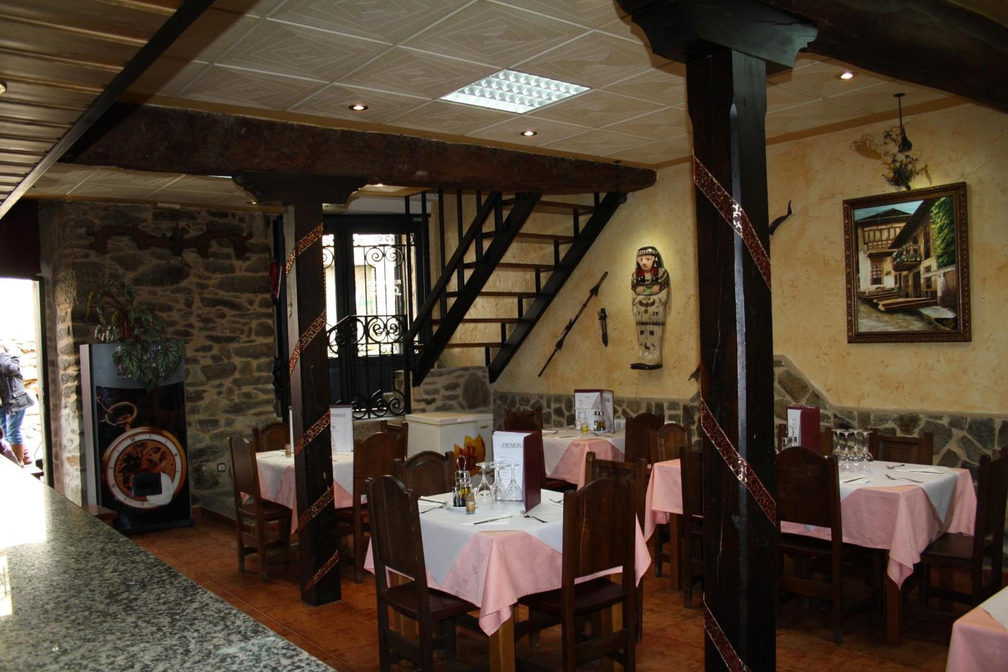 Hostal Tribal Puebla de Sanabria Buitenkant foto