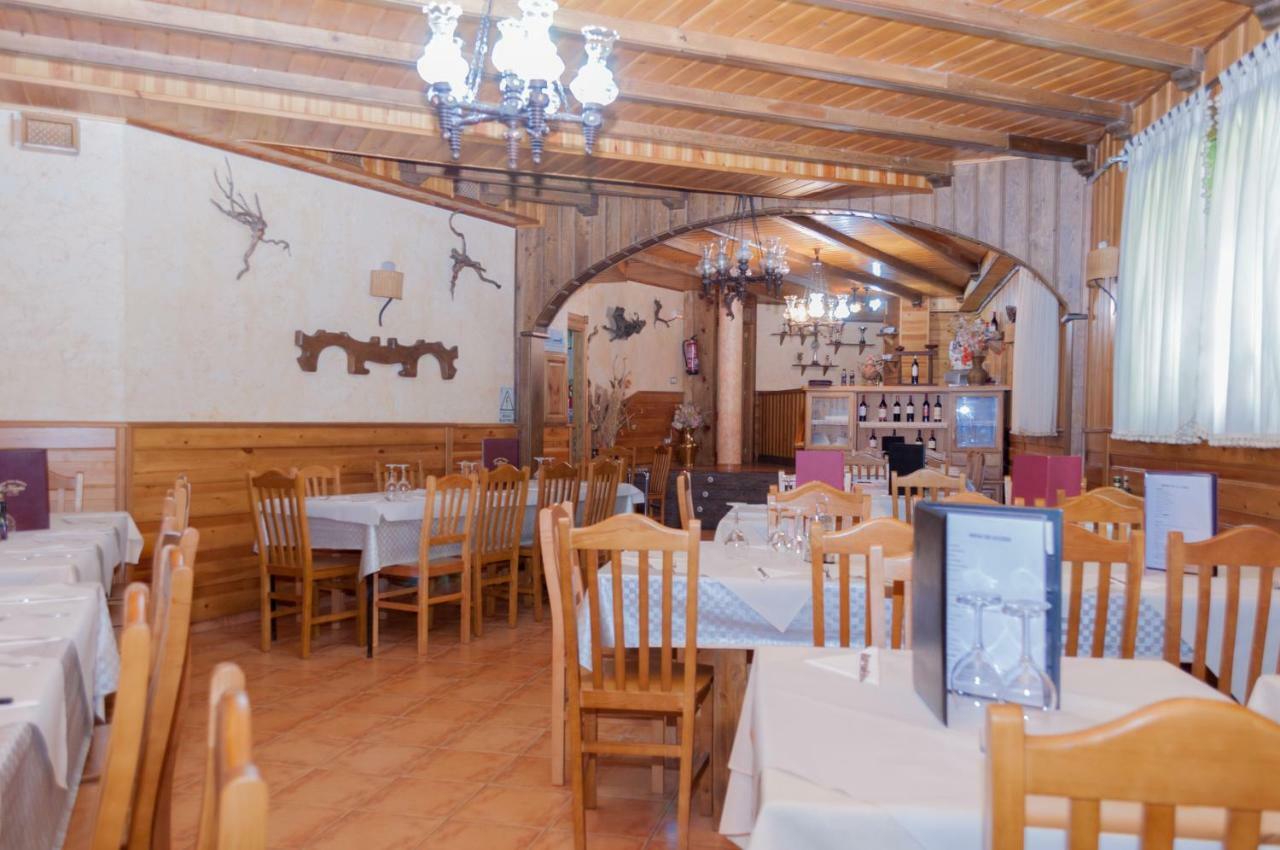 Hostal Tribal Puebla de Sanabria Buitenkant foto